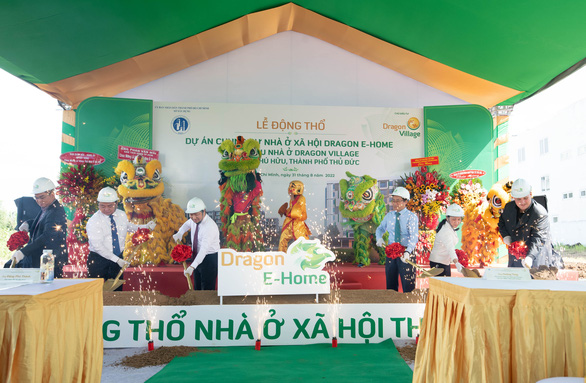 Le dong tho du an nha o xa hoi Dragon E Home voi su gop mat cua lanh dao TP.HCM