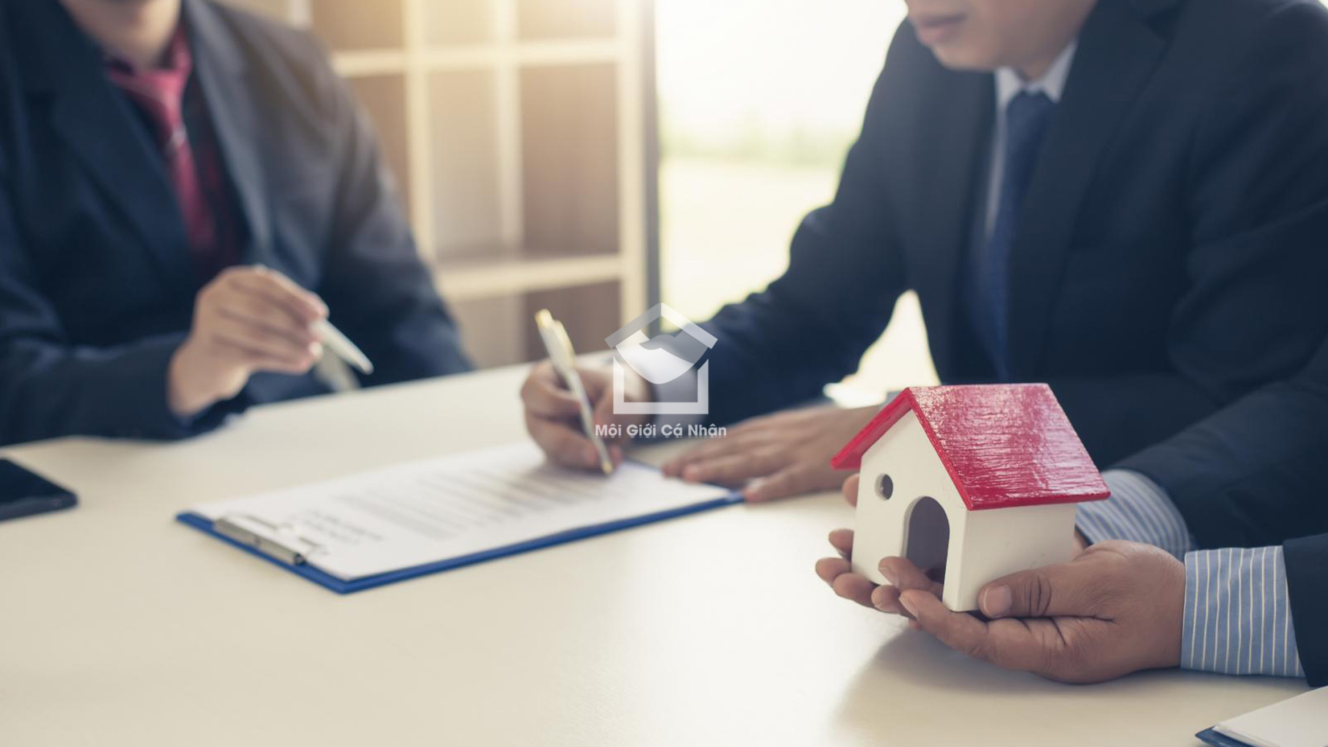 Lý do nên ký gửi nhà đất cho dịch vụ môi giới và ký gửi độc quyền? ly do nen ky gui nha dat cho dich vu moi gioi va ky gui doc quyen 3845 2